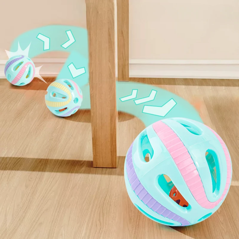 Premium Interactive Colorful Cat Toy Ball with Built-In Sound Bell - Image 4