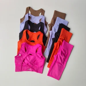 Premium Seamless Activewear Set with Cross-Back Sports Bra