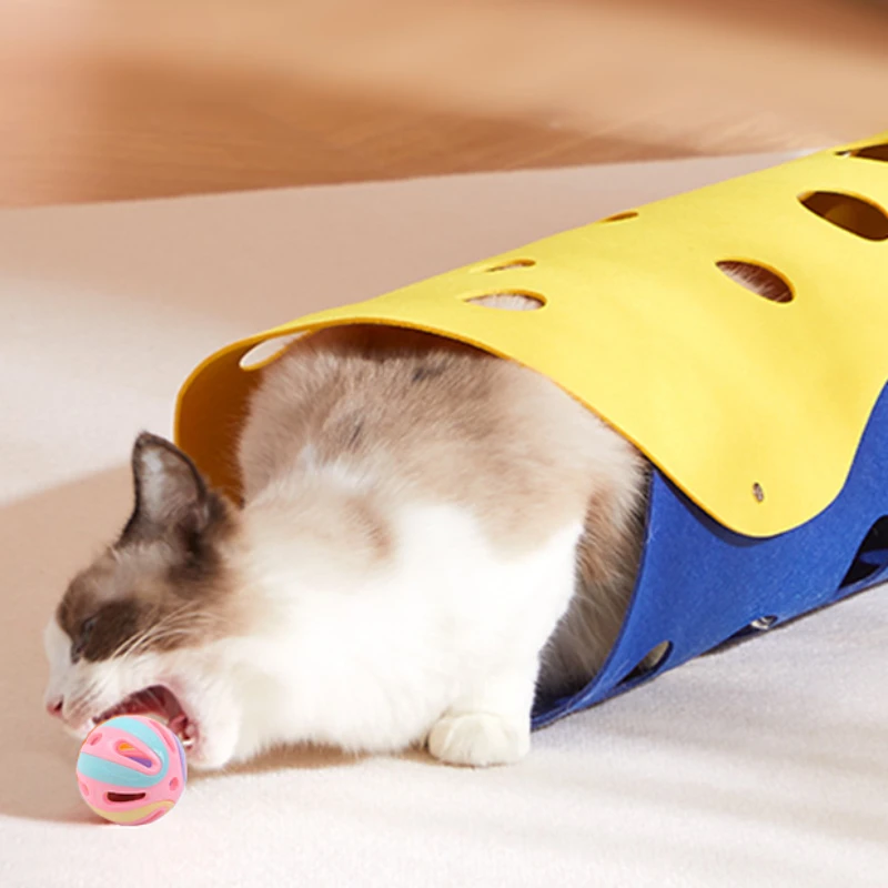 Premium Interactive Colorful Cat Toy Ball with Built-In Sound Bell - Image 6